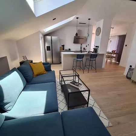 Apartment Superior Luxury 4 Stars Vorgesetzter 4 Sterne 150m To Sea, To Sandy And Pebble