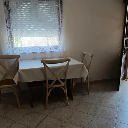 Superior Luxury 4 Stars Vorgesetzter 4 Sterne And Comfortable 3 Stars 150m To Sea, To Sandy And Pebble * Crikvenica