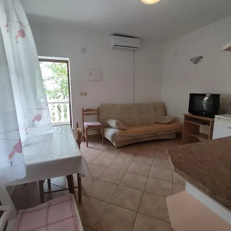 Superior Luxury 4 Stars Vorgesetzter 4 Sterne And Comfortable 3 Stars 150m To Sea, To Sandy And Pebble Appartement