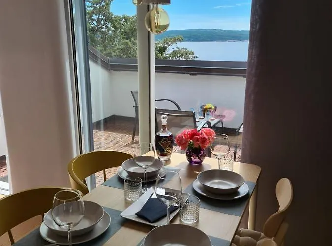 Apartment Superior Luxury 4 Stars Vorgesetzter 4 Sterne Apartments&comfortable 3 Stars 150m To Sea, To Sandy&pebble *