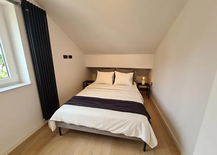 Superior Luxury 4 Stars Vorgesetzter 4 Sterne Apartments&comfortable 3 Stars 150m To Sea, To Sandy&pebble Apartment *