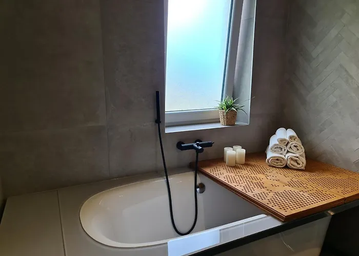 Appartement Superior Luxury 4 Stars Vorgesetzter 4 Sterne And Comfortable 3 Stars 150m To Sea, To Sandy And Pebble