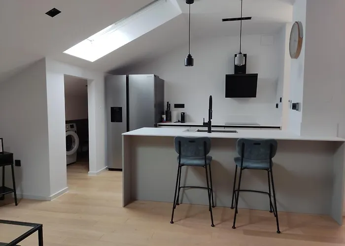 Appartement Superior Luxury 4 Stars Vorgesetzter 4 Sterne And Comfortable 3 Stars 150m To Sea, To Sandy And Pebble Crikvenica