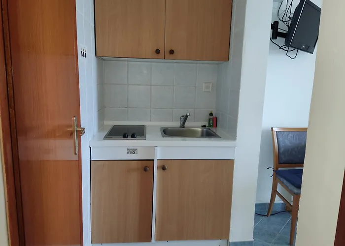 Superior Luxury 4 Stars Vorgesetzter 4 Sterne Apartments&comfortable 3 Stars 150m To Sea, To Sandy&pebble * Crikvenica