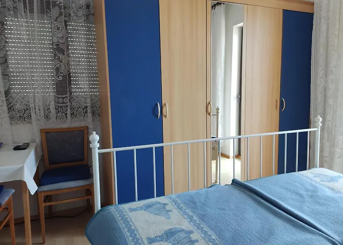 Superior Luxury 4 Stars Vorgesetzter 4 Sterne And Comfortable 3 Stars 150m To Sea, To Sandy And Pebble Appartement Crikvenica