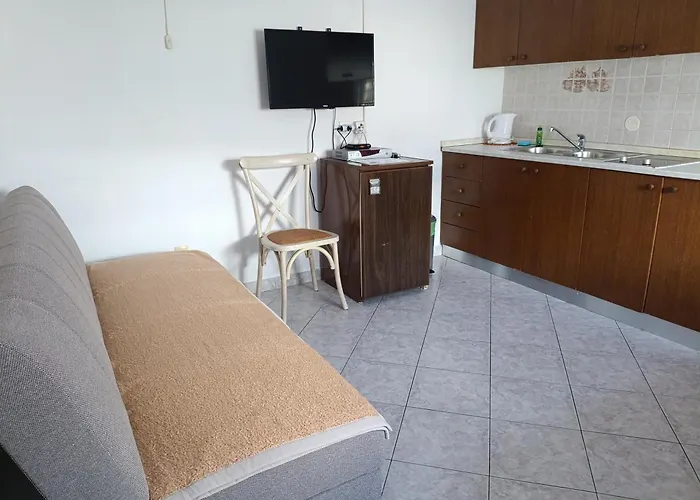 Superior Luxury 4 Stars Vorgesetzter 4 Sterne And Comfortable 3 Stars 150m To Sea, To Sandy And Pebble Appartement