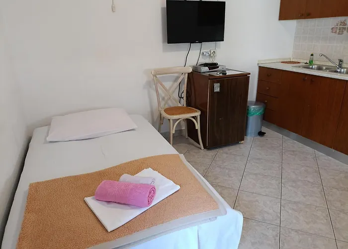 Superior Luxury 4 Stars Vorgesetzter 4 Sterne Apartments&comfortable 3 Stars 150m To Sea, To Sandy&pebble