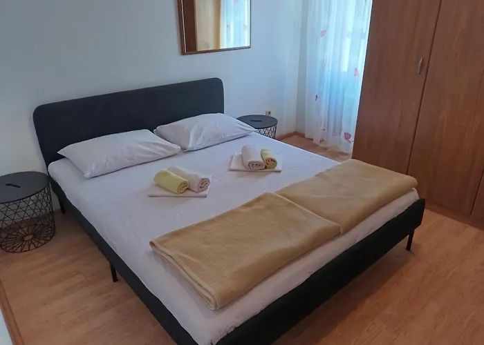 Apartment Superior Luxury 4 Stars Vorgesetzter 4 Sterne Apartments&comfortable 3 Stars 150m To Sea, To Sandy&pebble *