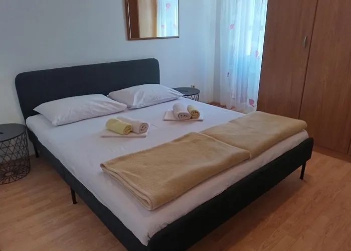 Superior Luxury 4 Stars Vorgesetzter 4 Sterne Apartments&comfortable 3 Stars 150m To Sea, To Sandy&pebble * Crikvenica