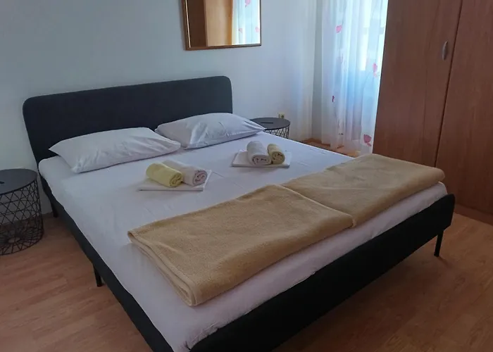 Superior Luxury 4 Stars Vorgesetzter 4 Sterne Apartments&comfortable 3 Stars 150m To Sea, To Sandy&pebble