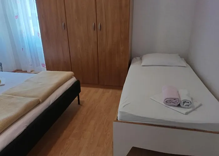 Superior Luxury 4 Stars Vorgesetzter 4 Sterne Apartments&comfortable 3 Stars 150m To Sea, To Sandy&pebble Apartment