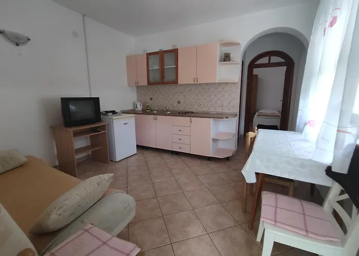 Superior Luxury 4 Stars Vorgesetzter 4 Sterne Apartments&comfortable 3 Stars 150m To Sea, To Sandy&pebble * Crikvenica