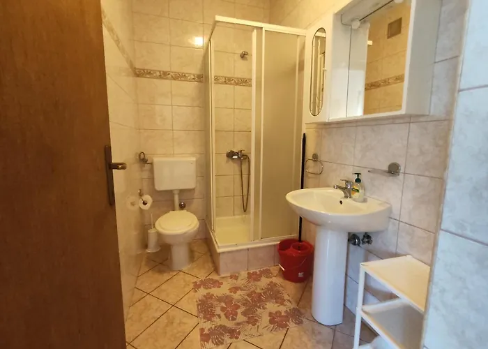 Superior Luxury 4 Stars Vorgesetzter 4 Sterne Apartments&comfortable 3 Stars 150m To Sea, To Sandy&pebble Apartment *