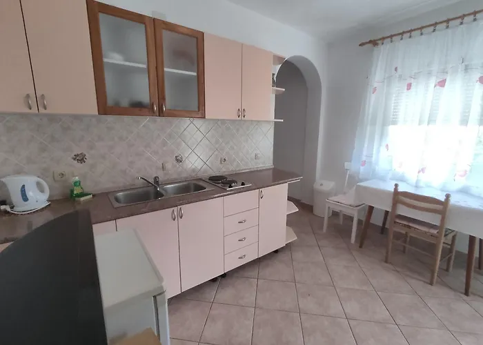 Superior Luxury 4 Stars Vorgesetzter 4 Sterne Apartments&comfortable 3 Stars 150m To Sea, To Sandy&pebble *