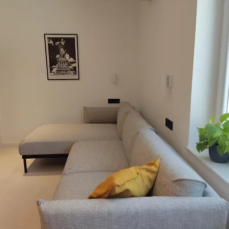 Cheapest Luxury 4 Stars, Vorgesetzter 4 Sterne Apartments, 3 Ac, 2 Wc And Comfortable 3 Stars 150m To Sea, To Sandy And Pebble 아파트