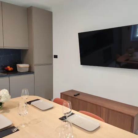 아파트 Cheapest Luxury 4 Stars, Vorgesetzter 4 Sterne Apartments, 3 Ac, 2 Wc And Comfortable 3 Stars 150m To Sea, To Sandy And Pebble 크리크베니카