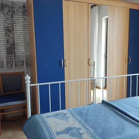 Cheapest Luxury 4 Stars, Vorgesetzter 4 Sterne Apartments, 3 Ac, 2 Wc And Comfortable 3 Stars 150m To Sea, To Sandy And Pebble Lejlighed Crikvenica
