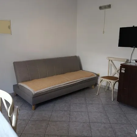 Superior Luxury 4 Stars Vorgesetzter 4 Sterne And Comfortable 3 Stars 150m To Sea, To Sandy And Pebble Apartment *