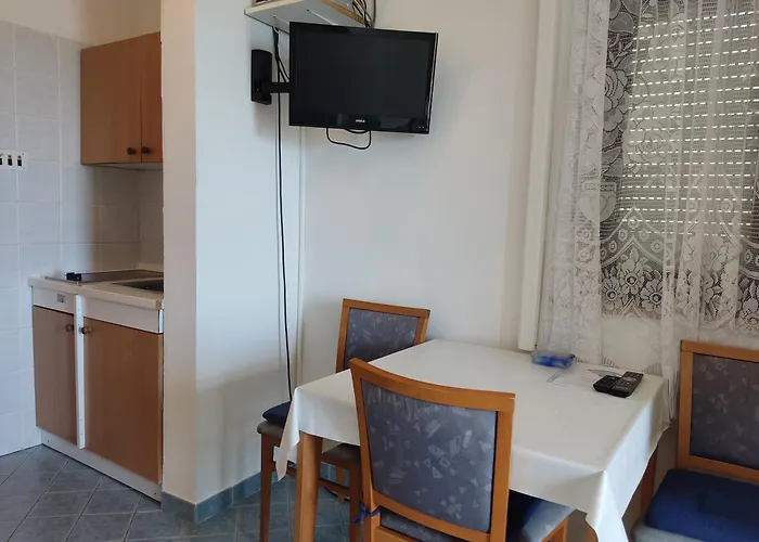Superior Luxury 4 Stars Vorgesetzter 4 Sterne And Comfortable 3 Stars 150m To Sea, To Sandy And Pebble * Crikvenica