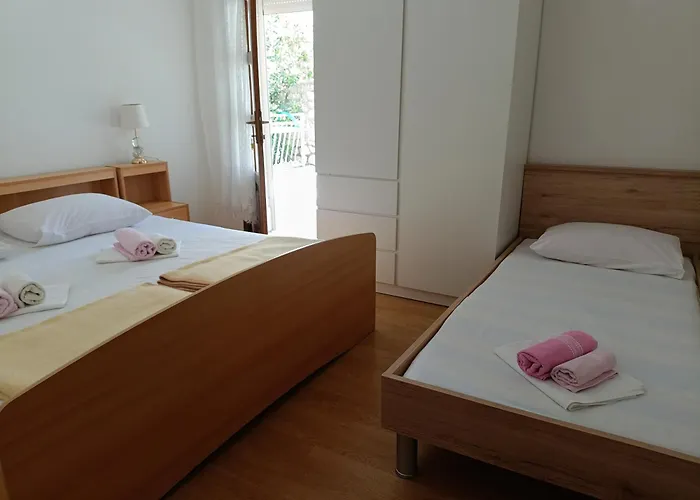 Superior Luxury 4 Stars Vorgesetzter 4 Sterne And Comfortable 3 Stars 150m To Sea, To Sandy And Pebble * Crikvenica