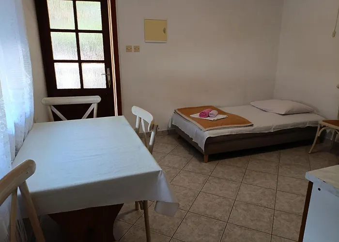 Apartment Superior Luxury 4 Stars Vorgesetzter 4 Sterne And Comfortable 3 Stars 150m To Sea, To Sandy And Pebble Crikvenica