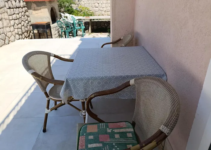 Superior Luxury 4 Stars Vorgesetzter 4 Sterne And Comfortable 3 Stars 150m To Sea, To Sandy And Pebble Apartment