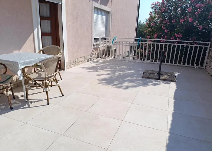 Superior Luxury 4 Stars Vorgesetzter 4 Sterne And Comfortable 3 Stars 150m To Sea, To Sandy And Pebble Apartment *
