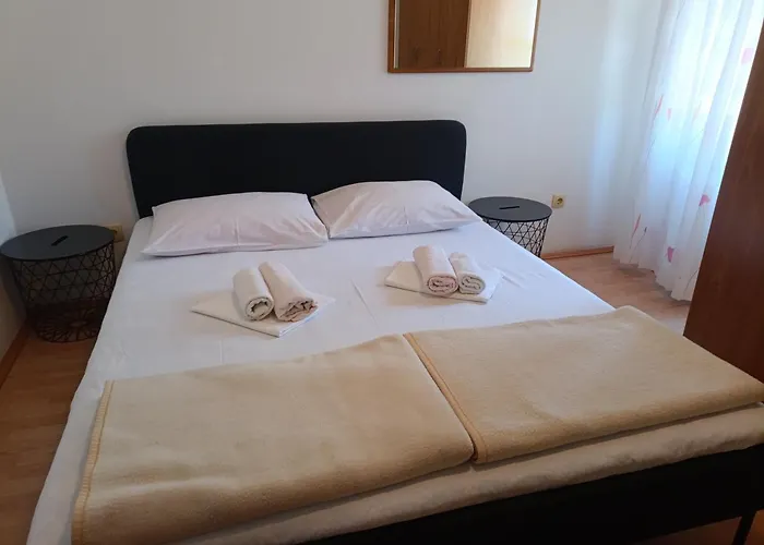 Superior Luxury 4 Stars Vorgesetzter 4 Sterne And Comfortable 3 Stars 150m To Sea, To Sandy And Pebble * Crikvenica
