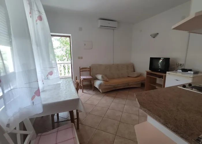 Superior Luxury 4 Stars Vorgesetzter 4 Sterne And Comfortable 3 Stars 150m To Sea, To Sandy And Pebble Apartment