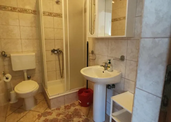 Superior Luxury 4 Stars Vorgesetzter 4 Sterne And Comfortable 3 Stars 150m To Sea, To Sandy And Pebble Crikvenica