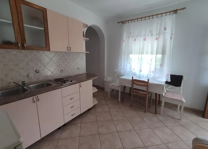 Superior Luxury 4 Stars Vorgesetzter 4 Sterne And Comfortable 3 Stars 150m To Sea, To Sandy And Pebble Apartment